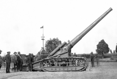 Navy military and civilian personnel celebrated the 95th Anniversary of the Dahlgren Naval base and Diversity Day on Oct. 16. The World War I era seven-inch 45 caliber tractor mounted gun (pictured in 1918) that fired the first test shot over the Potomac River Test Range marked the establishment of Dahlgren as a naval proving ground on Oct. 16, 1918. The gun was on static display throughout the combined Diversity Day and anniversary event. (U.S. Navy file photo/Released)