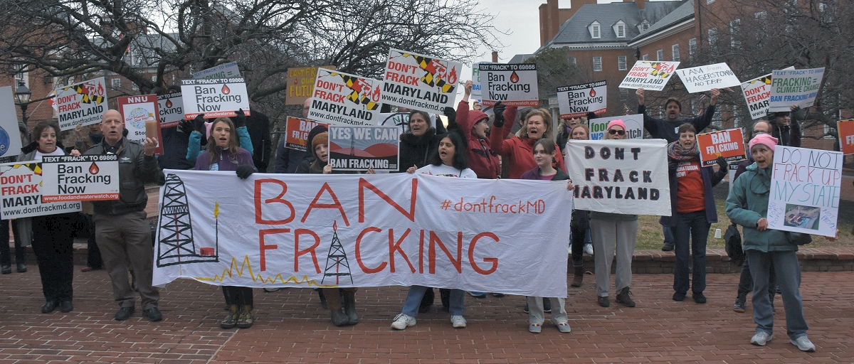 Activists from Don't Frack Maryland protest in front of the State House in Annapolis Wednesday morning ahead of Gov. Larry Hogan’s third "State of the State" address. (Photo: Jack Chavez)