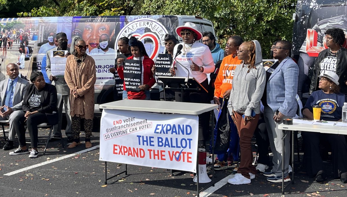 Qiana Johnson, a formerly incarcerated woman, speaks at the Expand the Ballot Coalition press conference on Oct. 18. Johnson, CEO and executive director of Life After Release, works with women as they transition from incarceration and back to their communities. (Shannon Clark/Capital News Service)