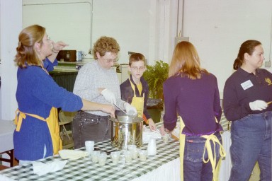 Everyone in the crowd was able to sample the results of the cooking demonstration.  Cookbooks were on-sale that included winning recipes from previous recipe contests.